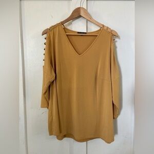 Adrianna Papell cold shoulder strappy blouse 1X mustard yellow v neck